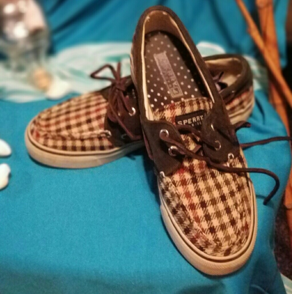 Sperry plaid topsiders